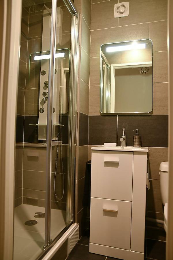 F1 Entier Cosy Style Chalet Montgeron, Proche Paris Екстериор снимка