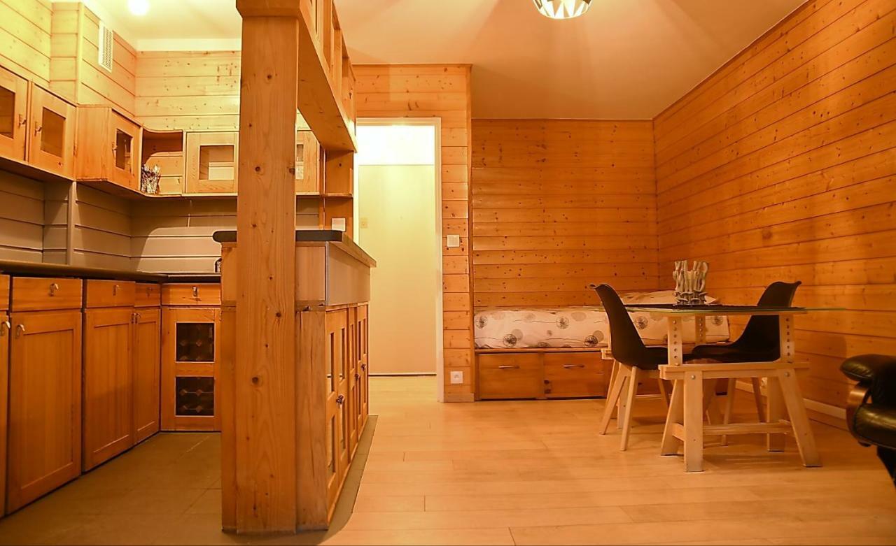 F1 Entier Cosy Style Chalet Montgeron, Proche Paris Екстериор снимка