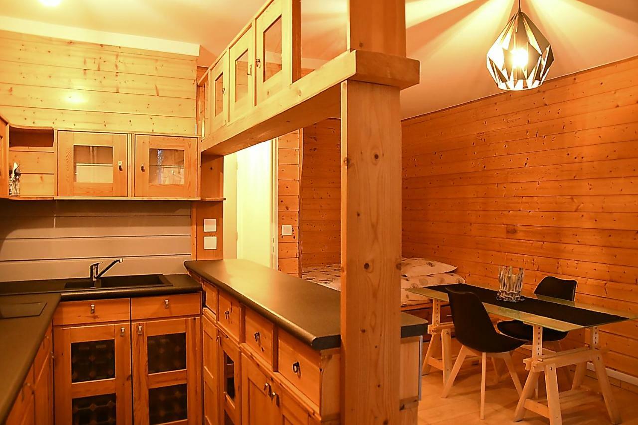 F1 Entier Cosy Style Chalet Montgeron, Proche Paris Екстериор снимка